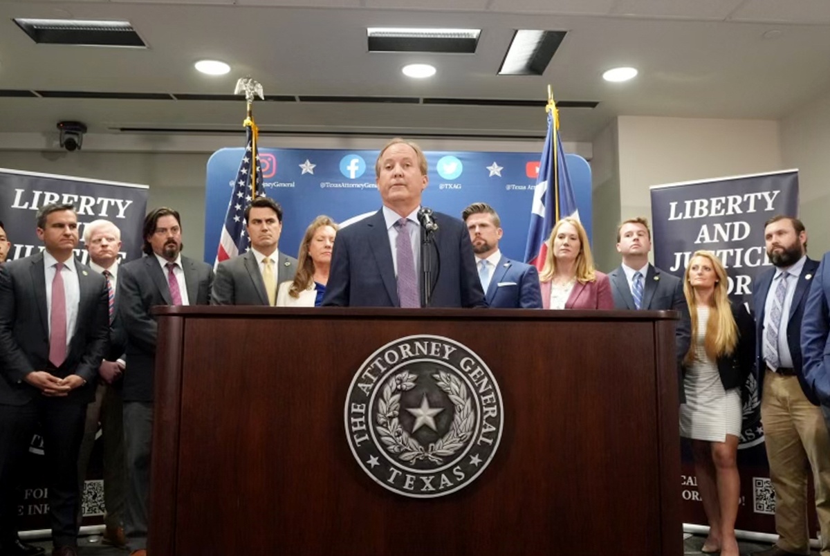 Texas Monthly – Top Paxton deputy accused of witness tampering during impeachment trial