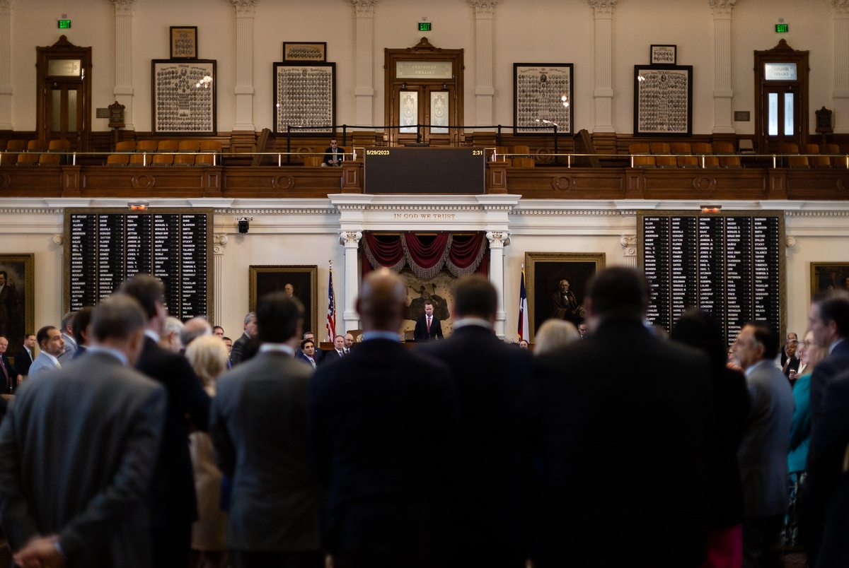 Texas Monthly – Gov. Greg Abbott, House at impasse over school voucher bill as special session winds down