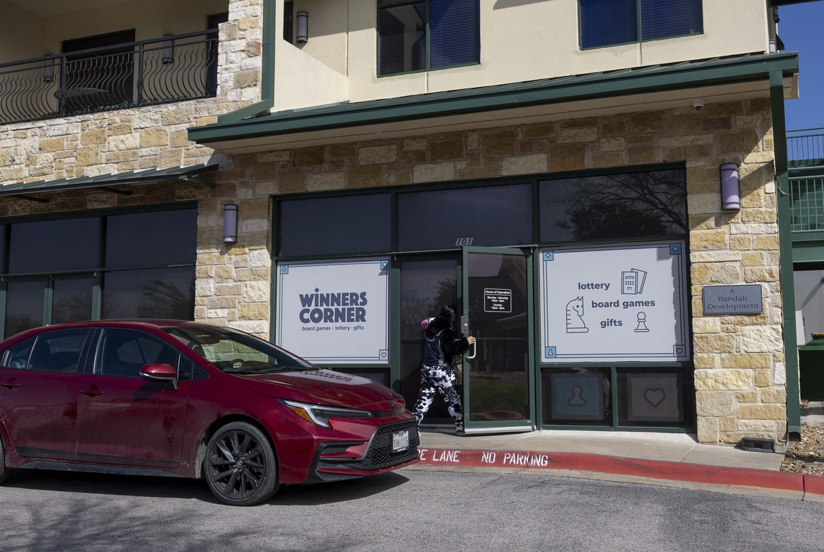 Texas Monthly – Courier’s lawsuit seeks to block Texas Lottery from banning its services