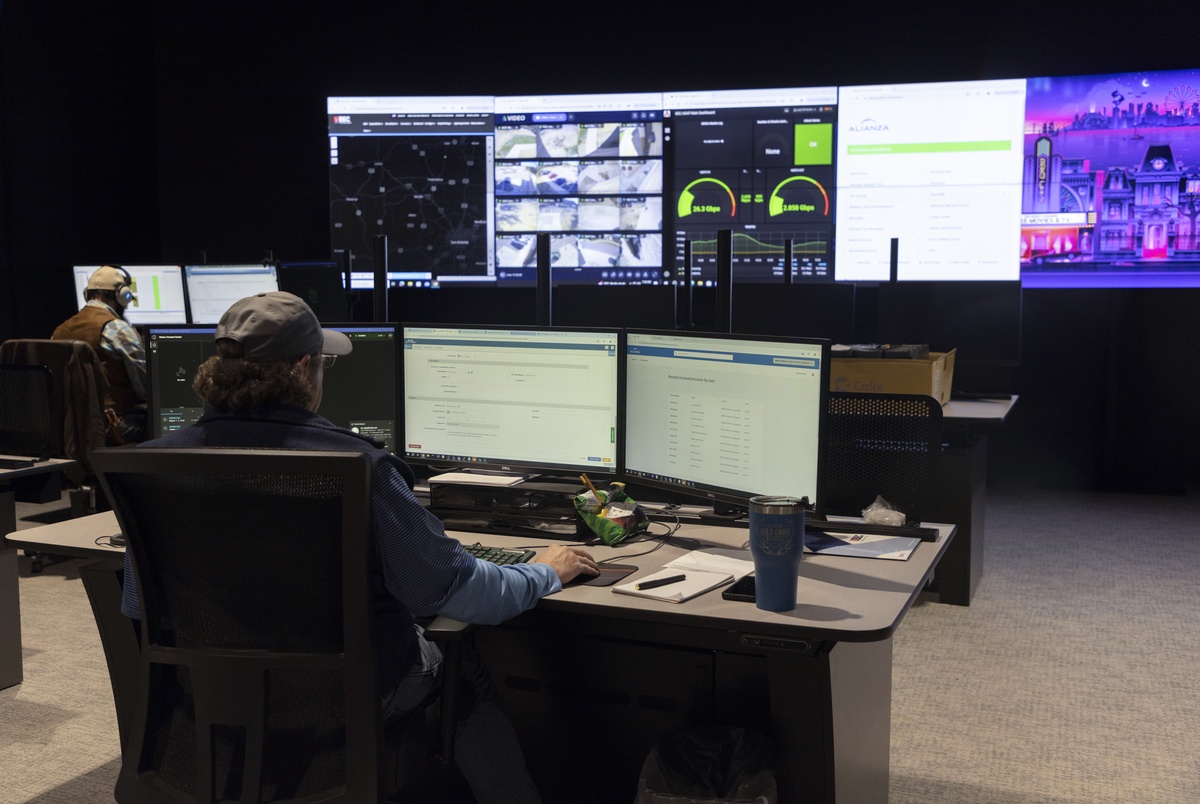 Texas Monthly – As Texas’ energy demand soars, a pilot program looks to bolster grid with “virtual power plants” fueled by people’s homes