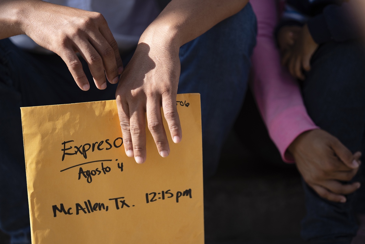 Texas Monthly – Texas migrant shelters are nearly empty after Trump’s actions effectively shut the border