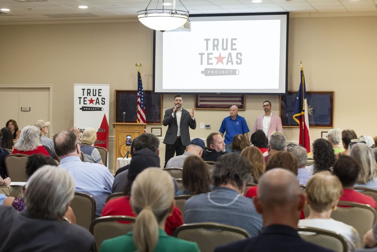 Texas Monthly – The IRS says churches can now endorse candidates. That could give Texas pastors more power than ever.