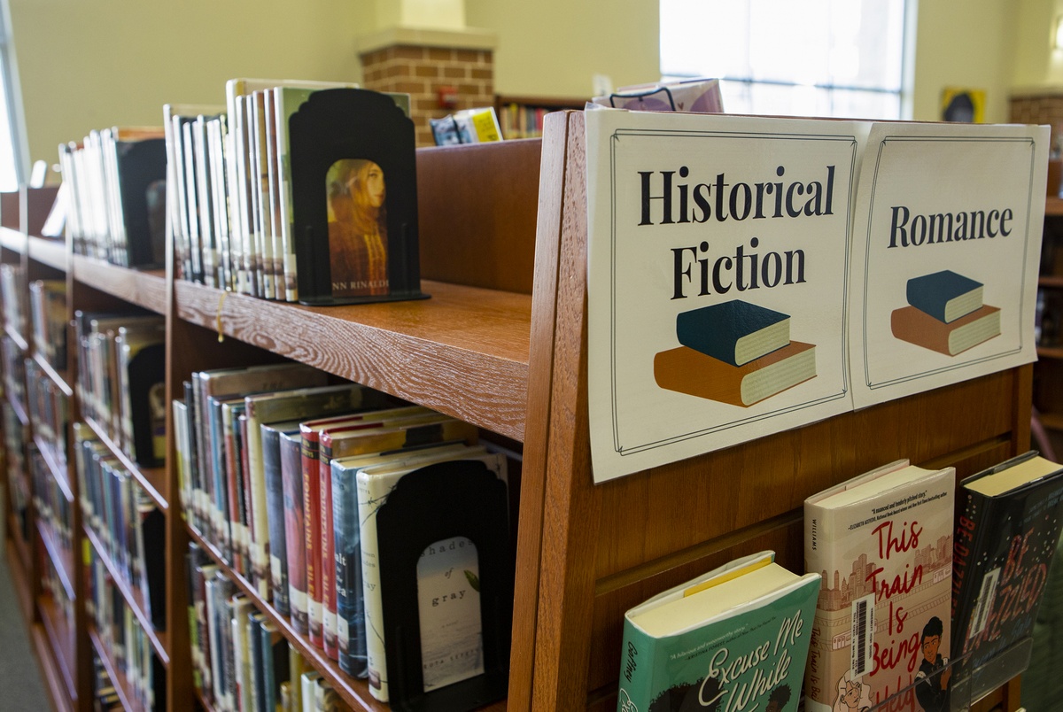 Texas Monthly – Montgomery County directs citizen board to review, and potentially remove, library books