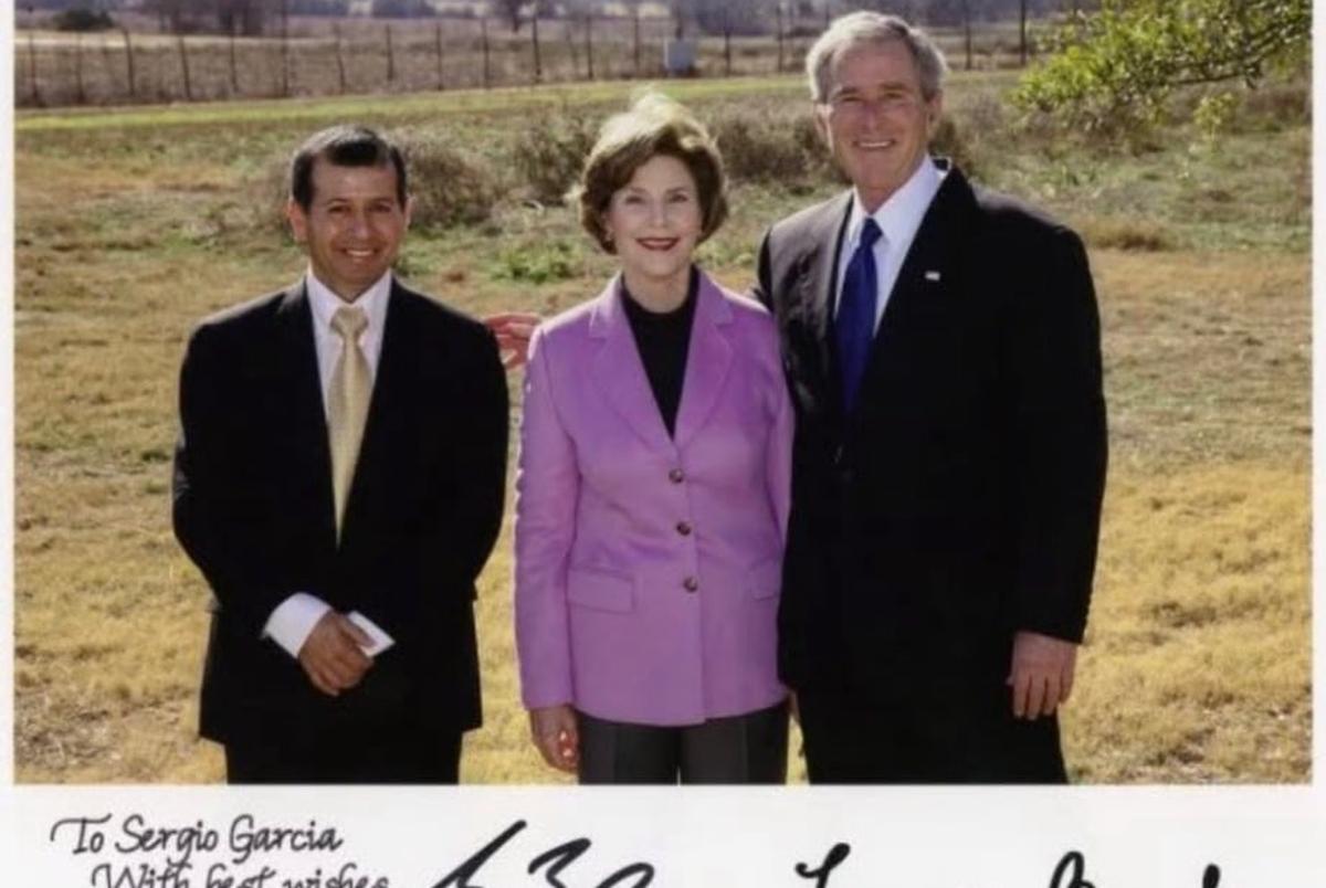 Sergio Garcia with then-U.S. President George Bush and first lady Laura Bush in 2008 at the couple's ranch in Crawford.
