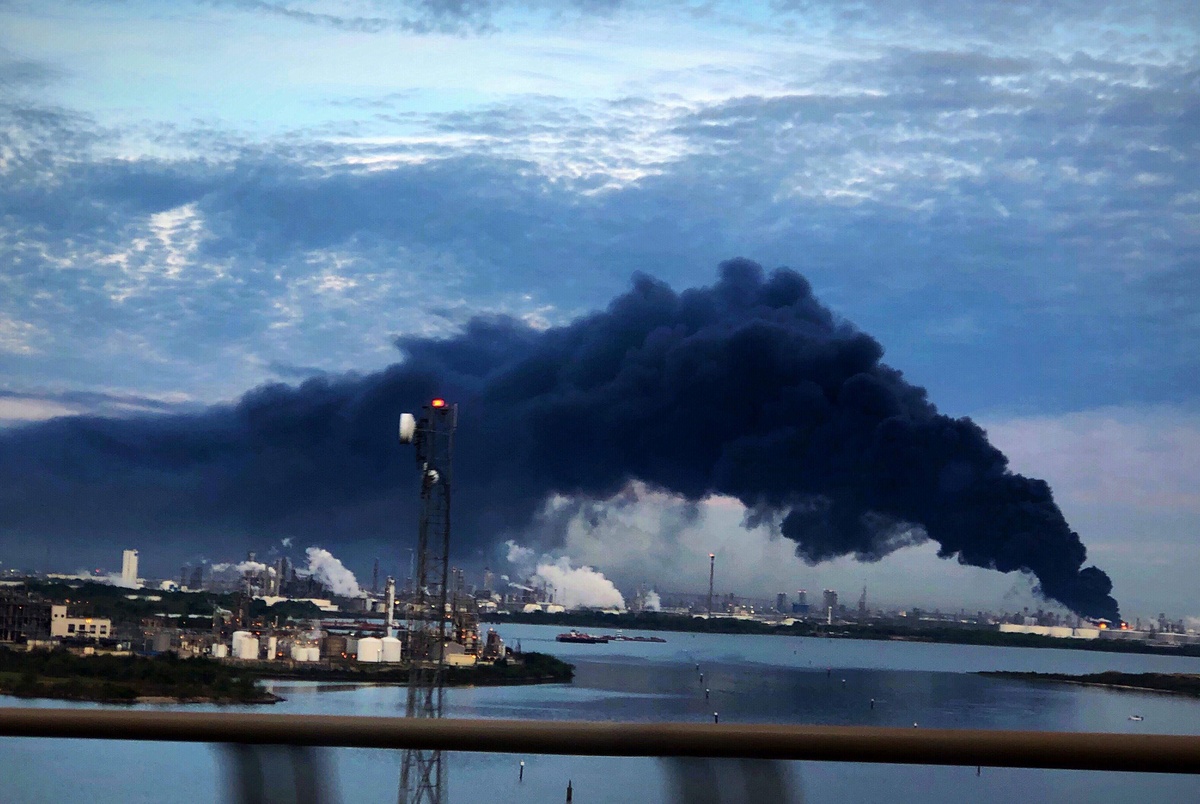 Texas sues company behind Deer Park terminal fire