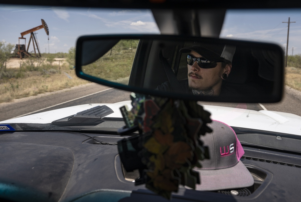 Texas Monthly – The oil industry is booming. This West Texas small business worries it’s been left behind.