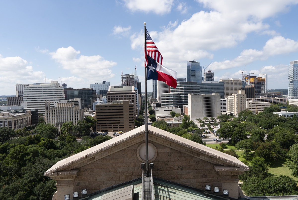 Texas Monthly – Texas Republican lawmakers may “financially handcuff” cities that don’t play by their rules
