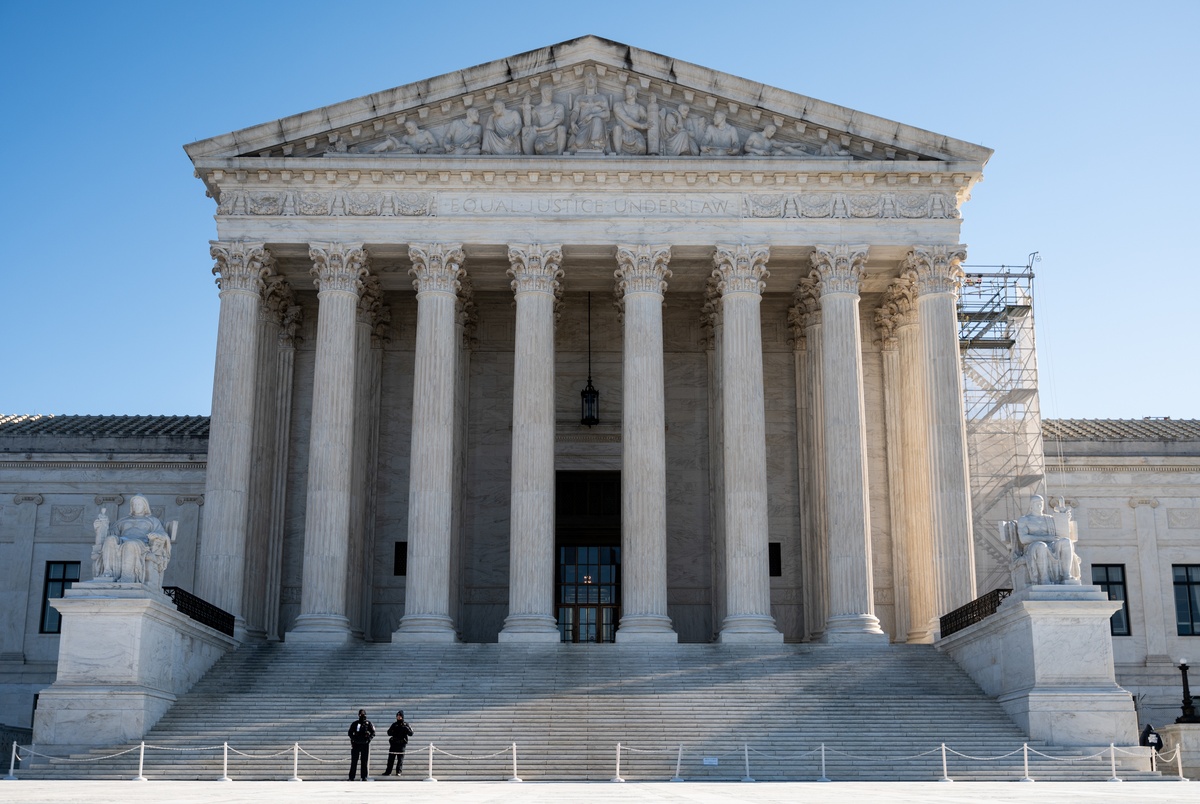 Texas Monthly – Fate of birthright citizenship order unclear after Supreme Court limits nationwide injunctions
