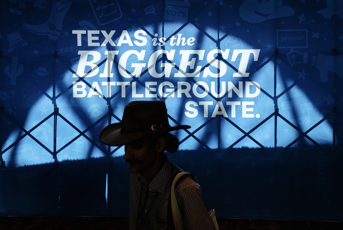 Texas Monthly – Texas Democrats try to unify against GOP “extremism” as their own challenges and strife persist